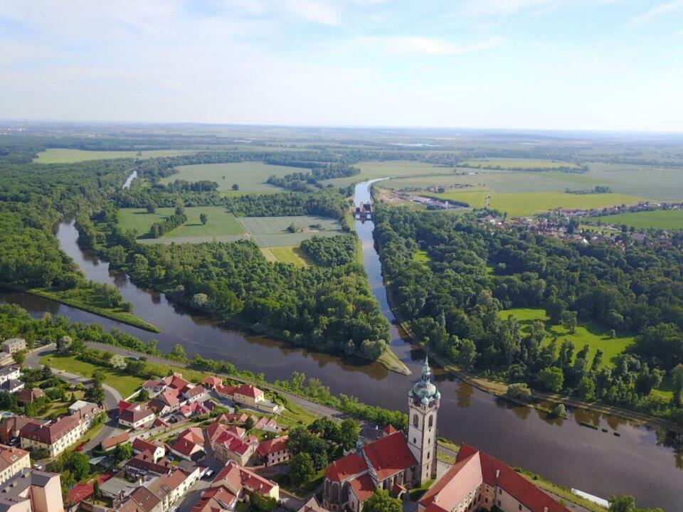 Krejčovství Melnik Exterior foto